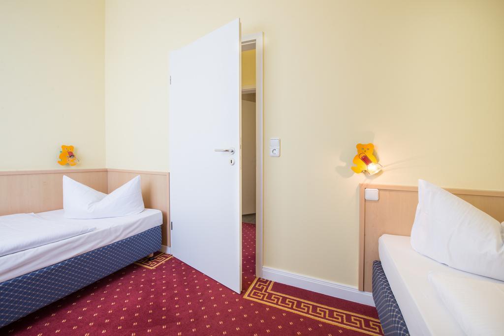 Aparthotel Kuehlungsborn, Villa Am Konzertgarten Eksteriør billede
