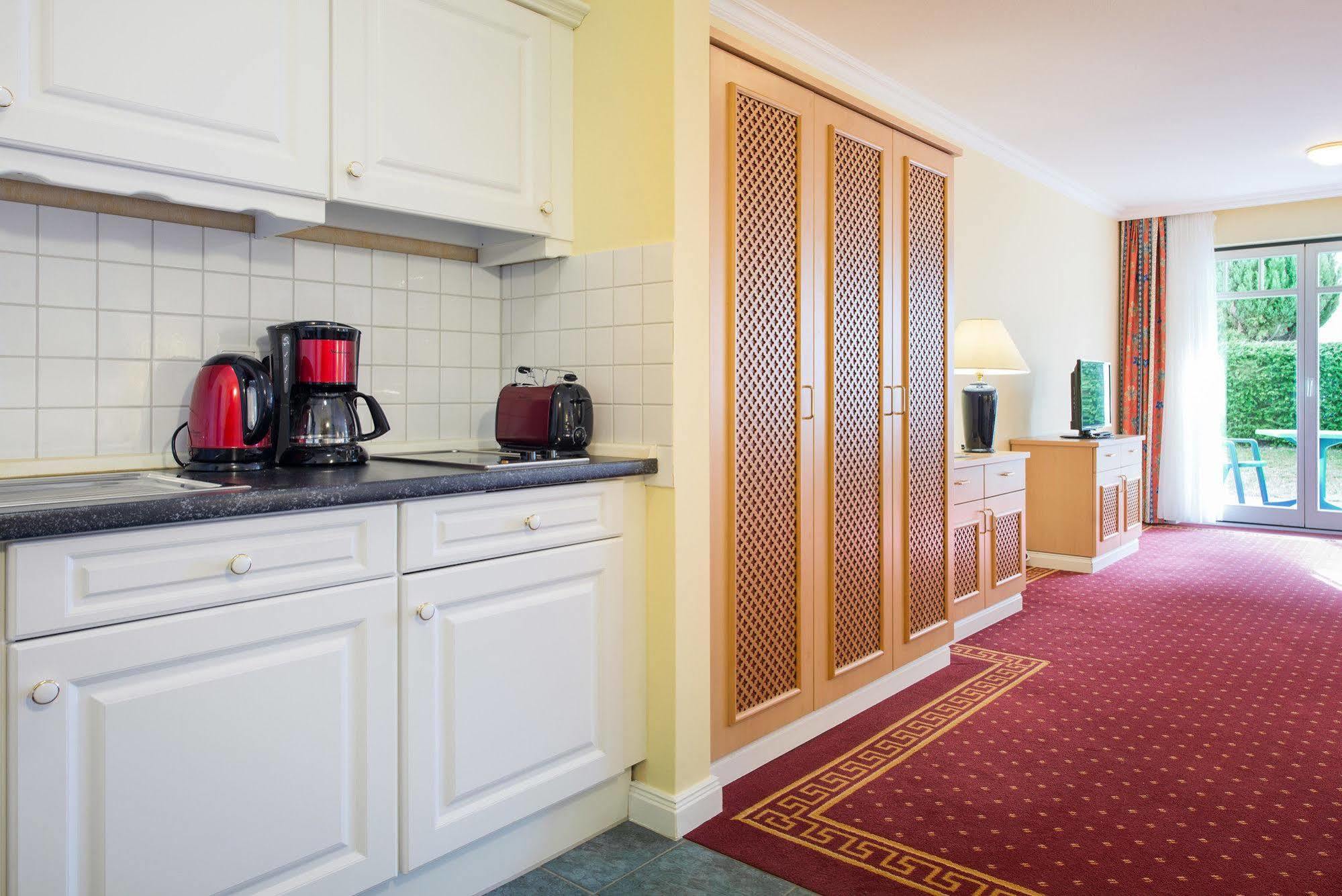 Aparthotel Kuehlungsborn, Villa Am Konzertgarten Eksteriør billede