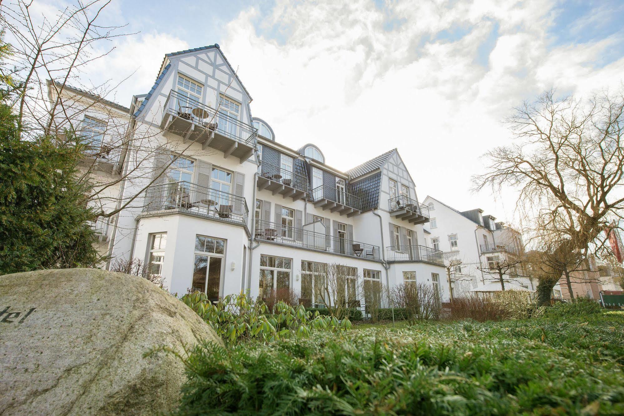 Aparthotel Kuehlungsborn, Villa Am Konzertgarten Eksteriør billede